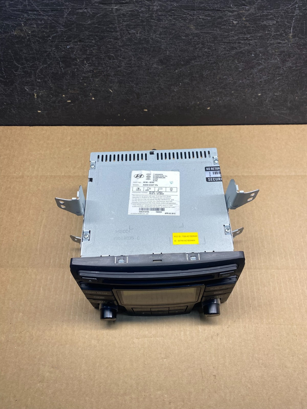 2011 to 2013 Hyundai Sonata Am Fm Cd Player Radio Receiver AG9499 DG3