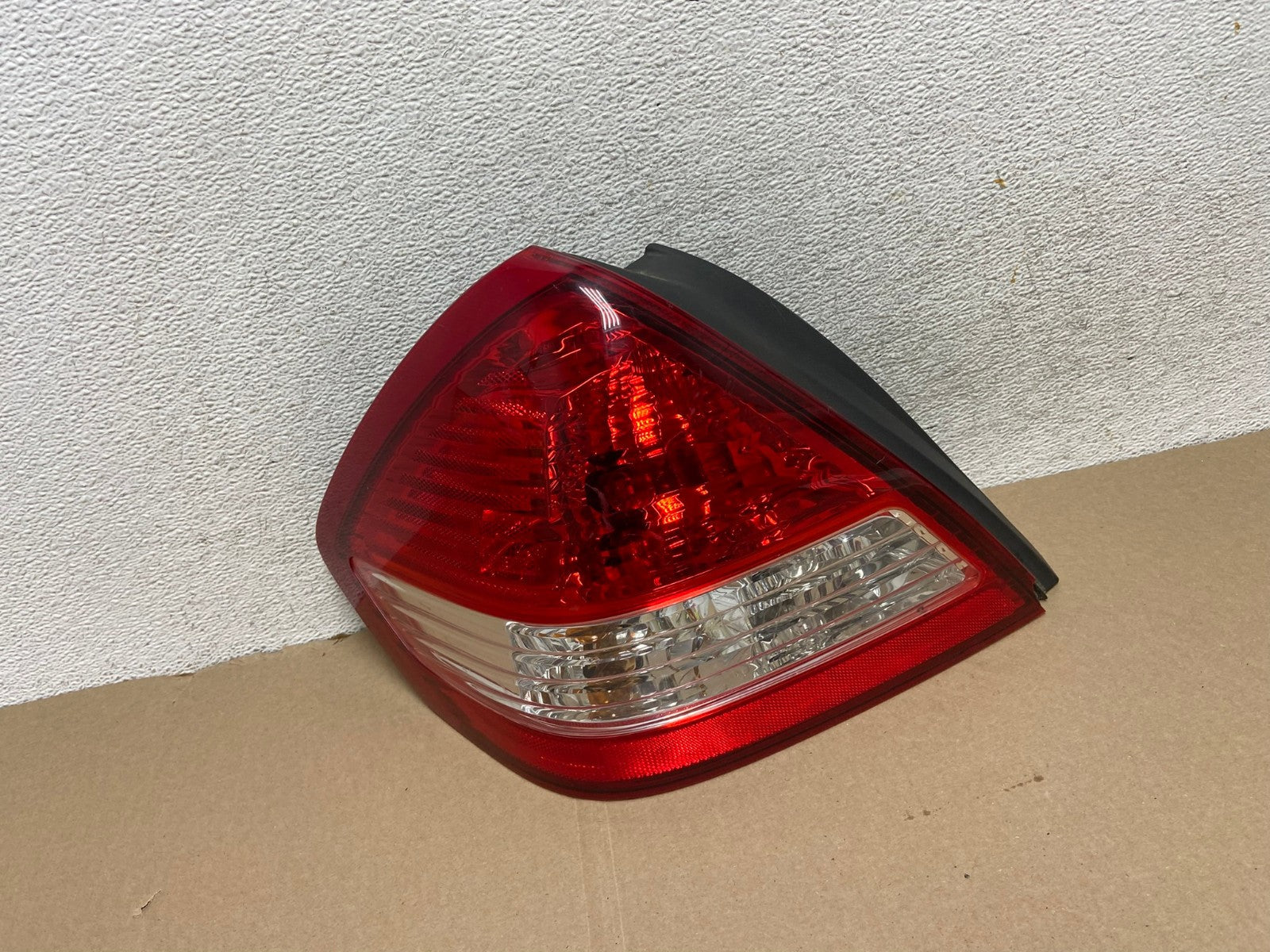 2007-2012 Nissan Versa Sedan Left Driver Lh Tail Light AG6804 LK0