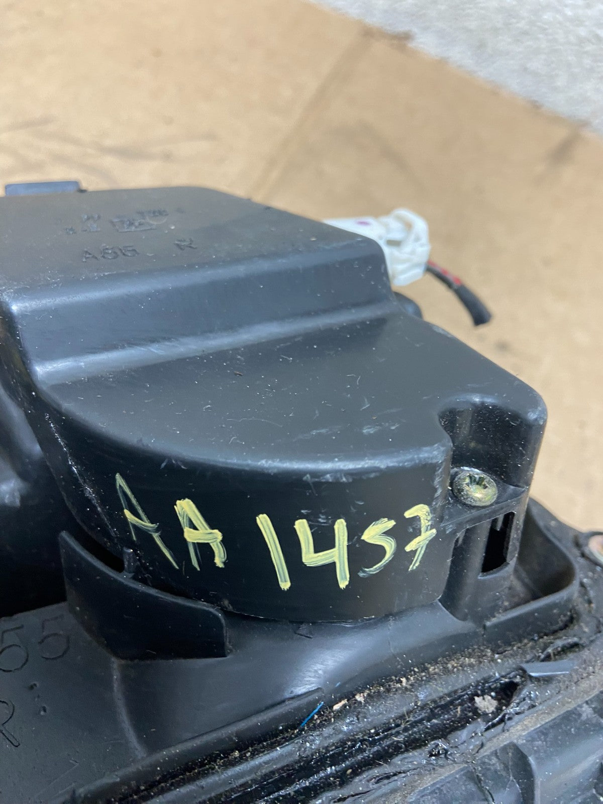 1997 1998 1999 Nissan Maxima Right Passenger RH Inner Tail Light Oem AA1457 PS6