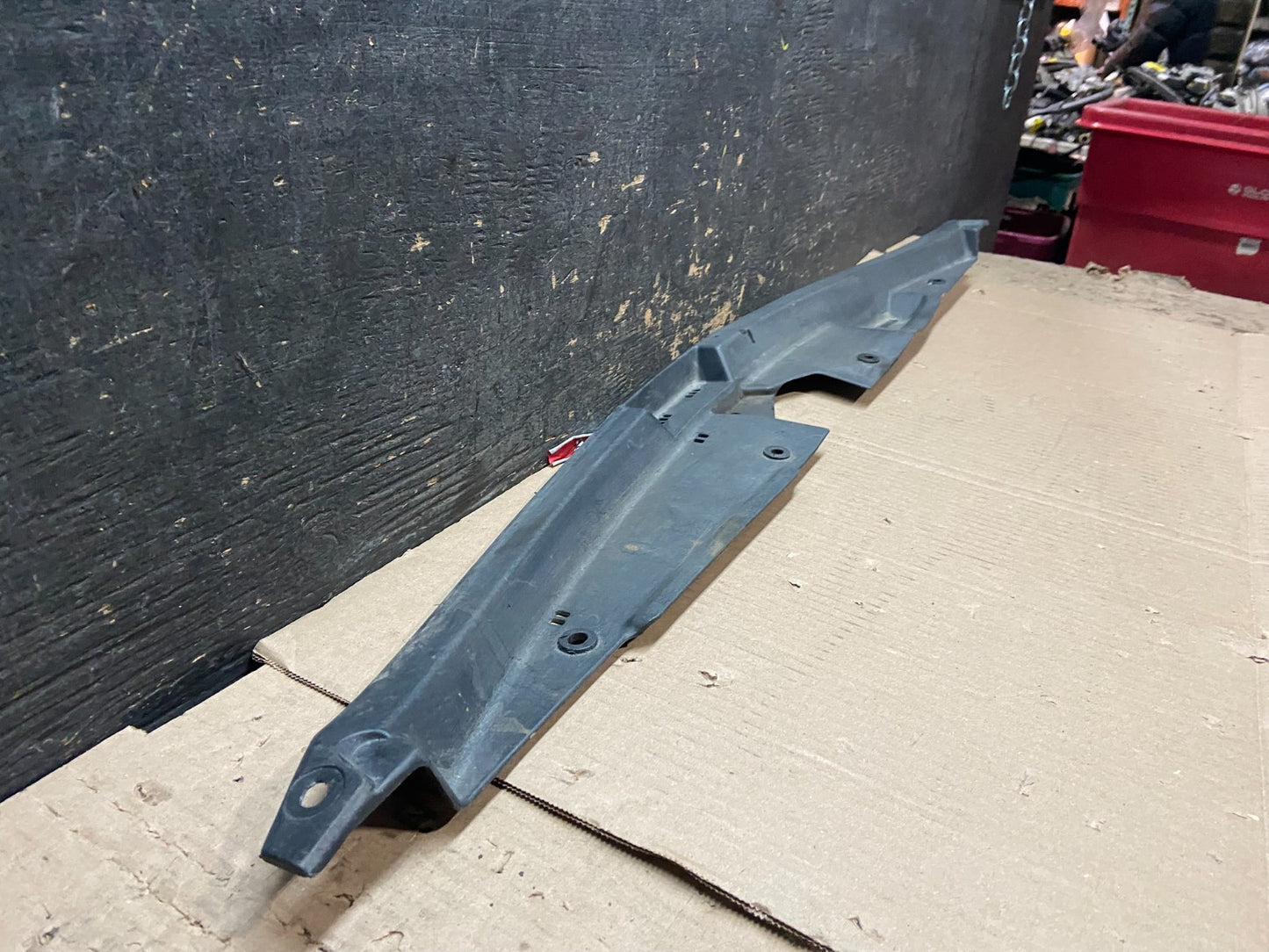 2013-2017 Hyundai Elantra Front Radiator Support Access Cove Grille Oem X7649 DG6