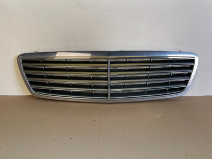 2005-2007 Mercedes W203 C230 C320 C350 Front Upper Grill Grille AH6460 DG0