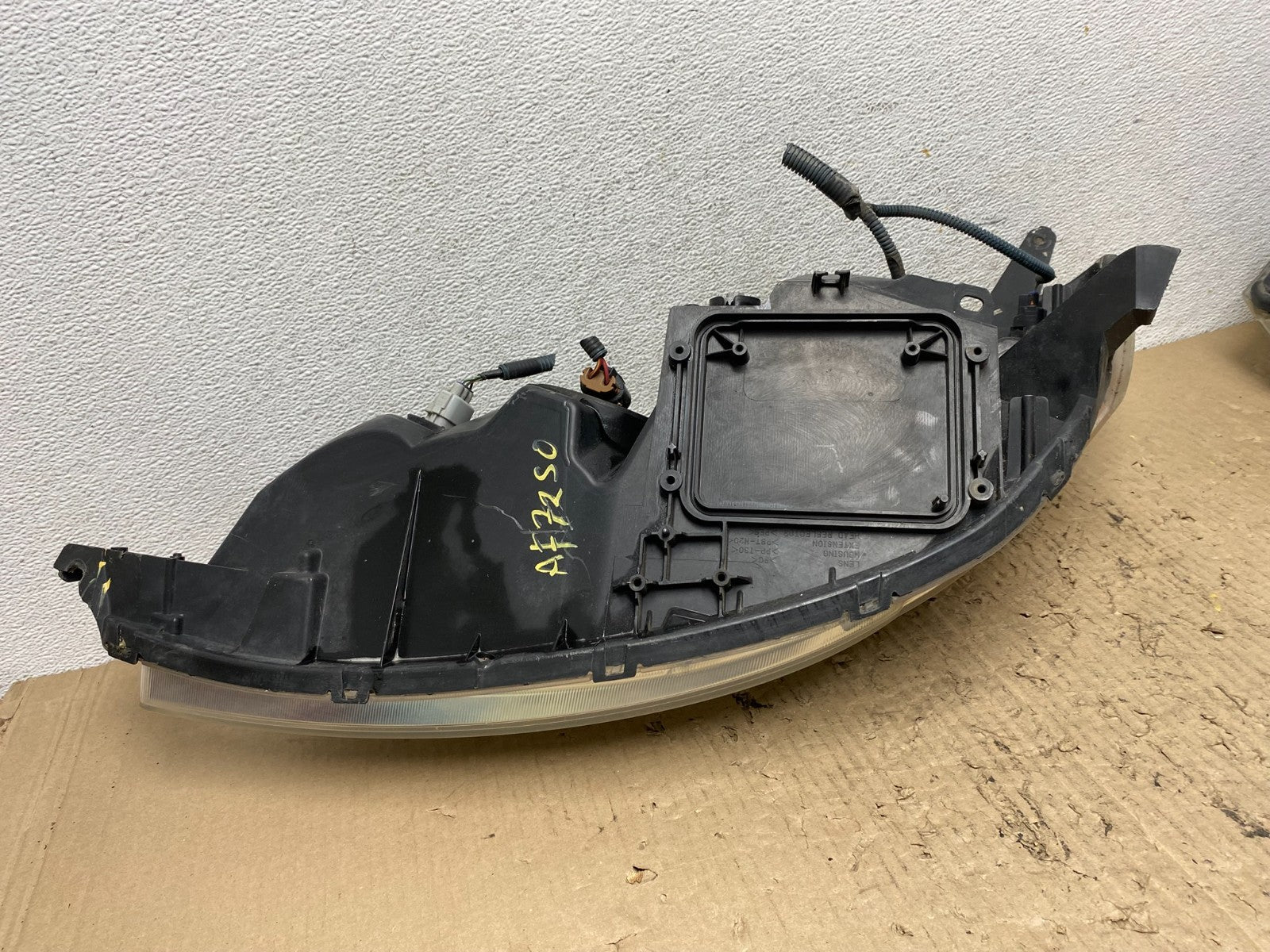 2006 to 2010 Toyota Sienna Right Passenger Rh Side Headlight Halogen AF7250 DW9