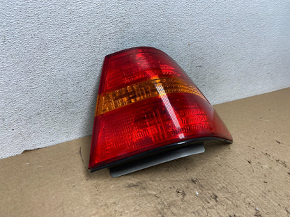 2001 2002 2003 Lexus Ls430 Right Passenger RH Side Tail Light AF8413 DW2