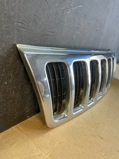1999 to 2003 Jeep Grand Cherokee Front Upper Grill Grille ad5752 DG2