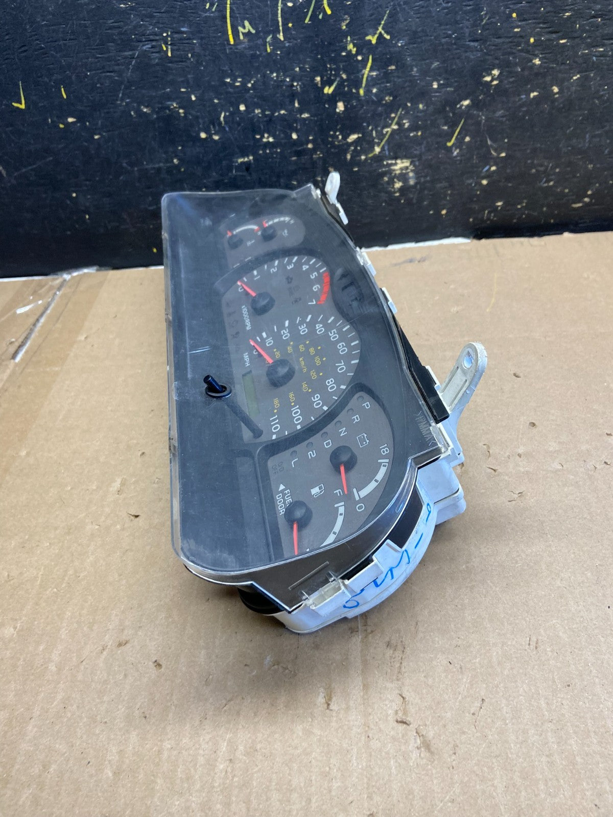 2001 to 2004 Toyota Sequoia Speedometer Insrument Gauge Cluster AB1931 DG3