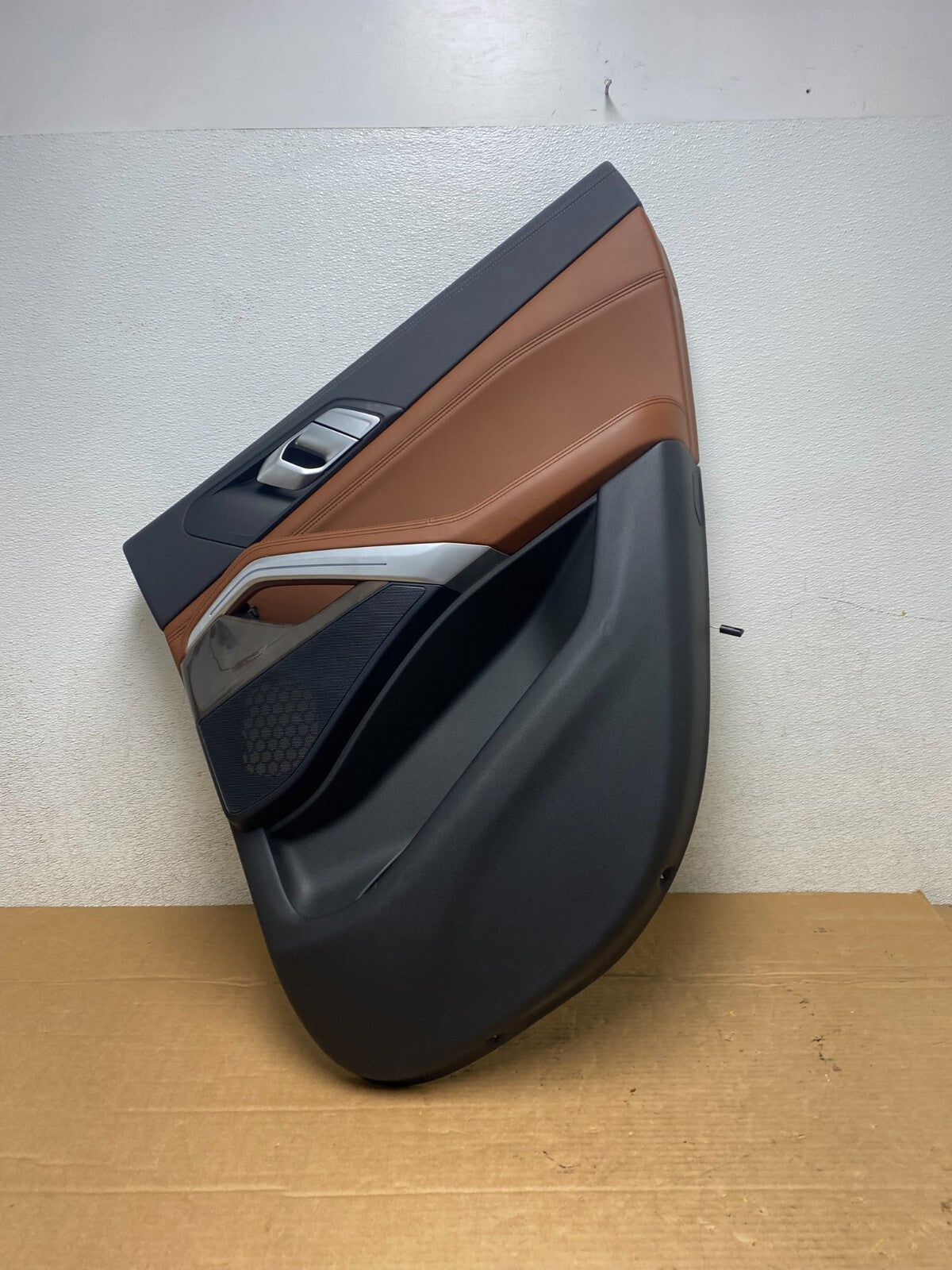 2020 to 2022 Bmw X6 Rear Right Passenger Side Door Panel Cover OEM M6893 DG0