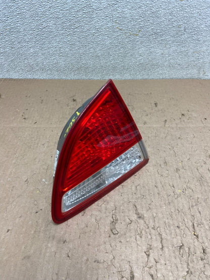 2007 to 2012 Hyundai Veracruz Inner Tail Light Left Driver Side OEM Y3020 DW2