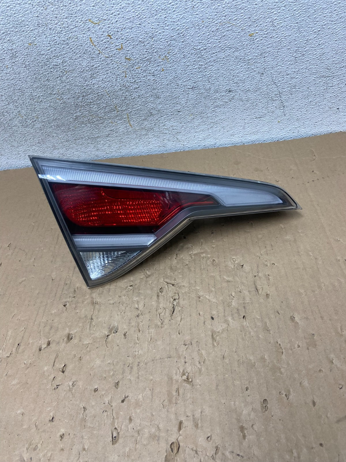 2016 2017 Hyundai Sonata Hybrid Left Driver LH Inner Tail Light AH2761 DG0