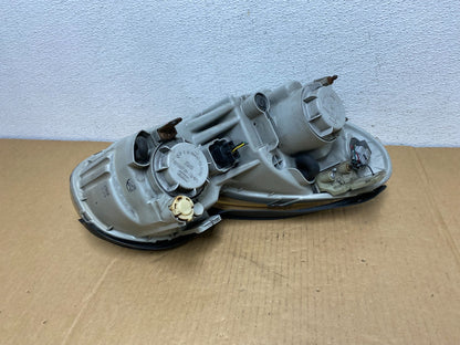 2002 to 2005 Hyundai Sonata Left Driver LH Side Headlight Halogen AC7506 DW5