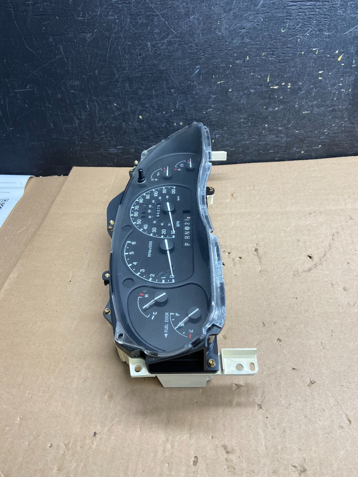 1998 to 2000 Ford Ranger Speedometer Instrument Cluster AI3017 DG1