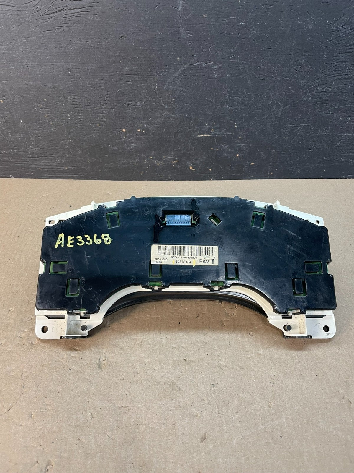 2004 to 2007 Chevrolet Express Speedometer Cluster Gauge ae3368 DG8