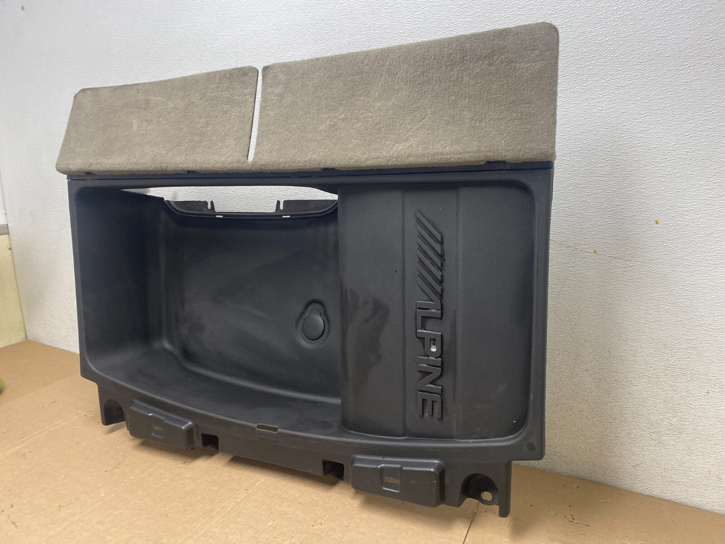 2011 Dodge Durango Rear Cargo Frame Alpine J1492 PS1