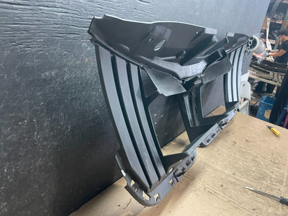 2010 to 2012 Lincoln MKT Grill Grille Support Panel N0806 PS5