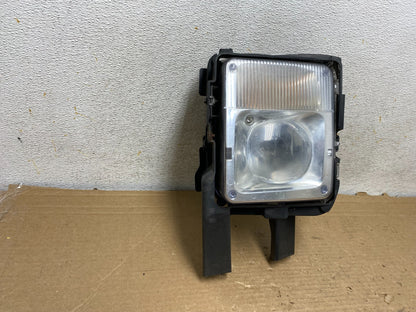 2004 to 2009 Cadillac SRX Left Driver LH Side Front Fog Light AH8893 DW1