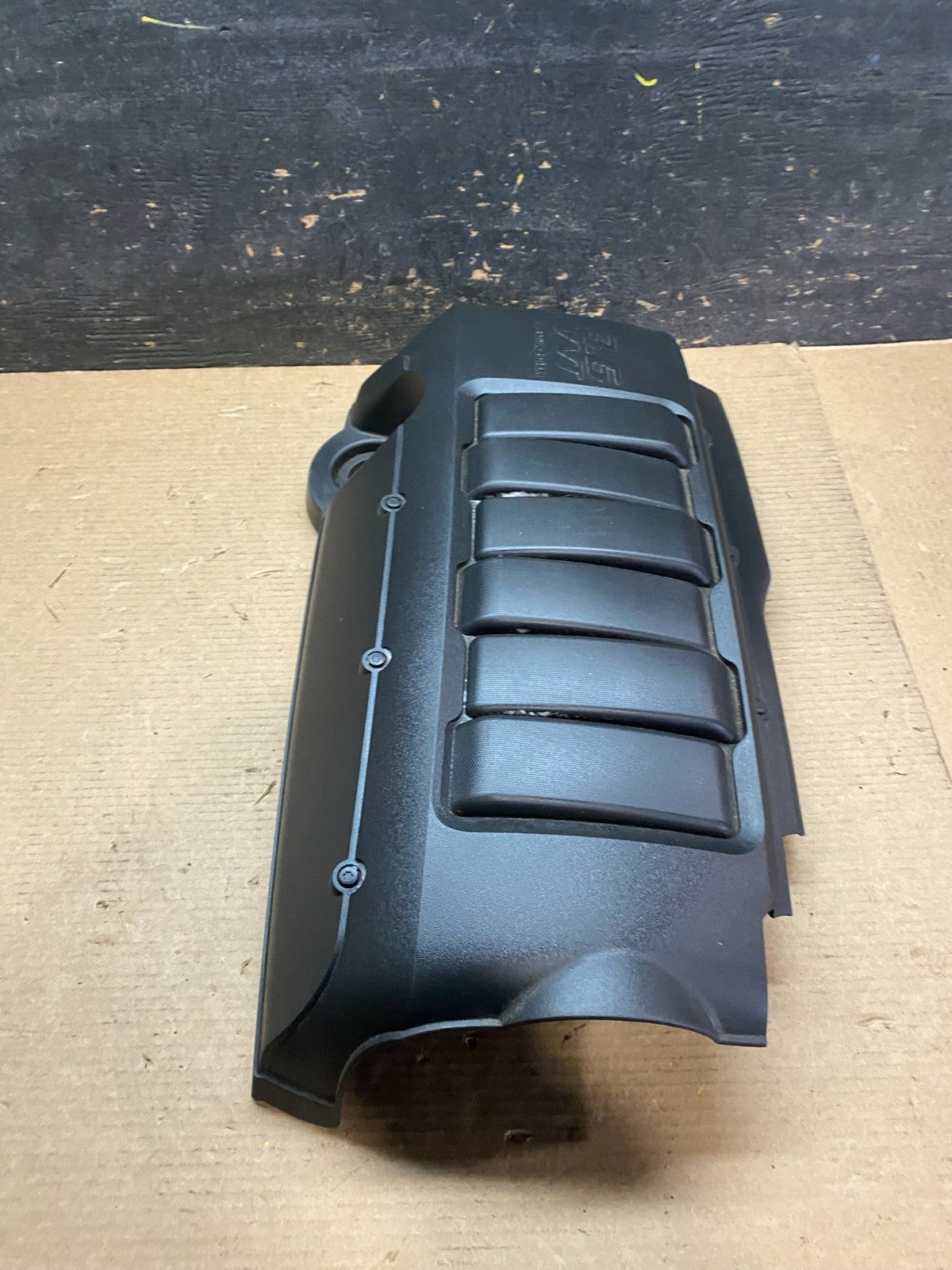 2012 to 2017 Buick Enclave Engine Motor Cover Oem v7061 DG2