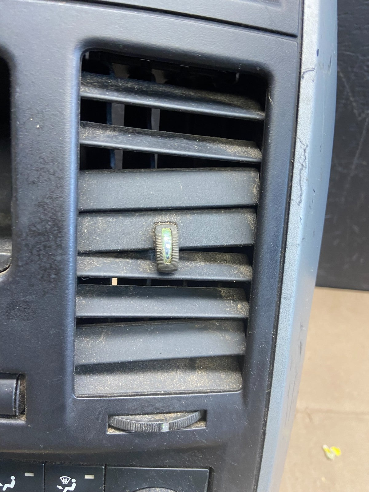 2008-2010 Dodge Grand Caravan Radio Bezel Climate Control Heat Heater AB9337 DG5