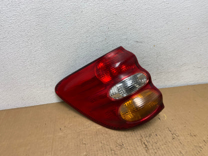 2001 to 2004 Toyota Sequoia Left Driver Lh Side Tail Light AD1131 LK2