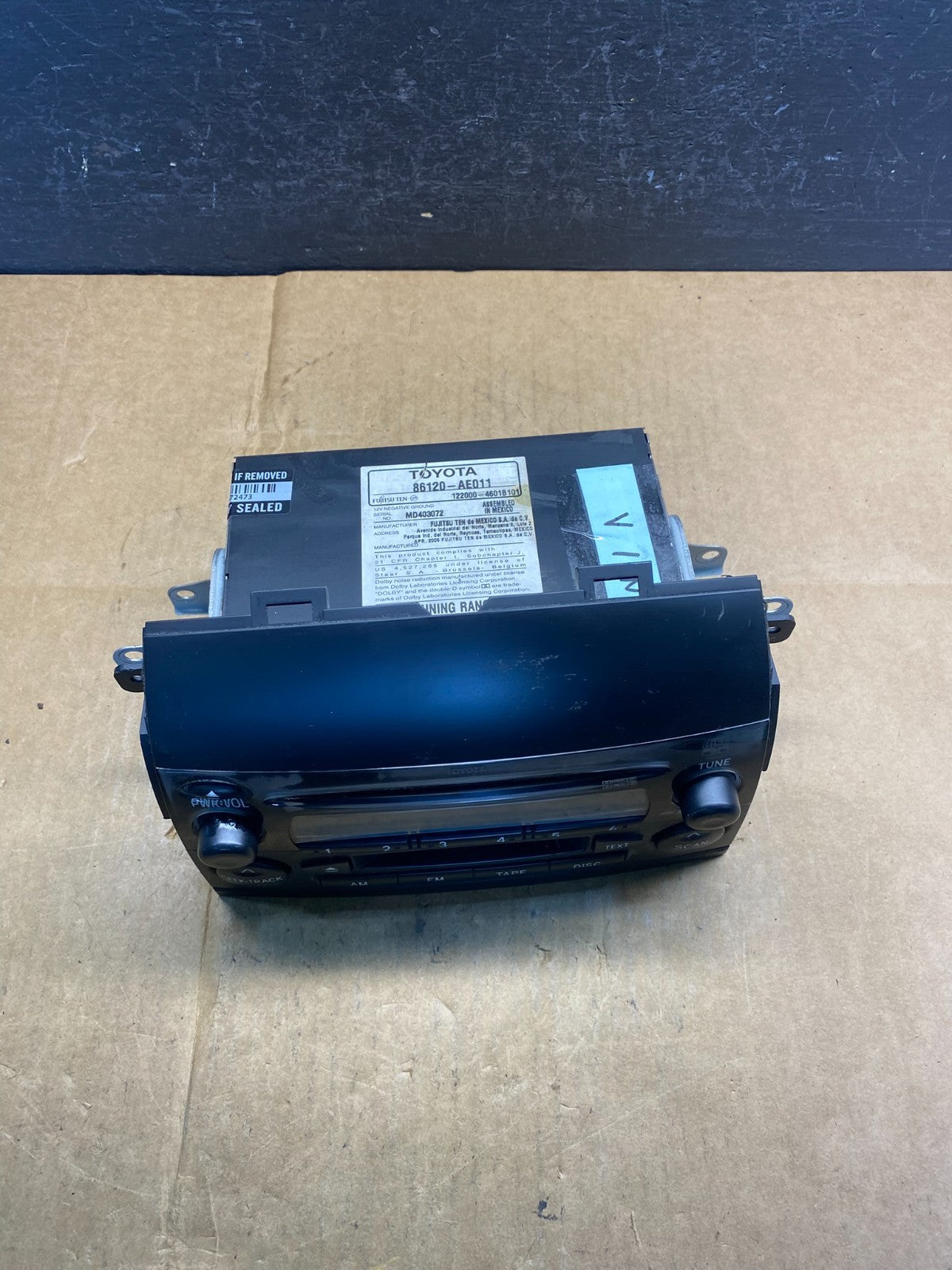 2004 to 2010 Toyota Sienna AM FM CD WMA Mp3 Radio Receiver ad3618 DG3