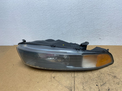 2002 to 2003 Mitsubishi Galant Left Driver LH Side Headlight AC3680 DW0