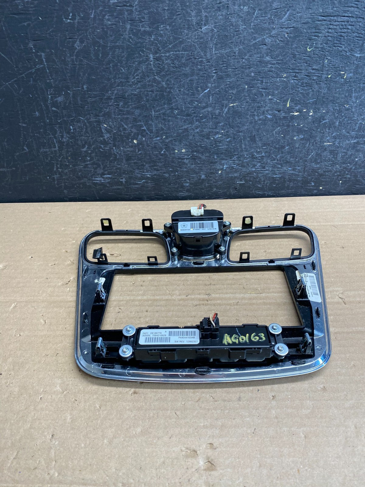 2011 - 2014 Chrysler 200 Dash Radio Bezel Trim Clock Hazard Bezel AG0163 DG3