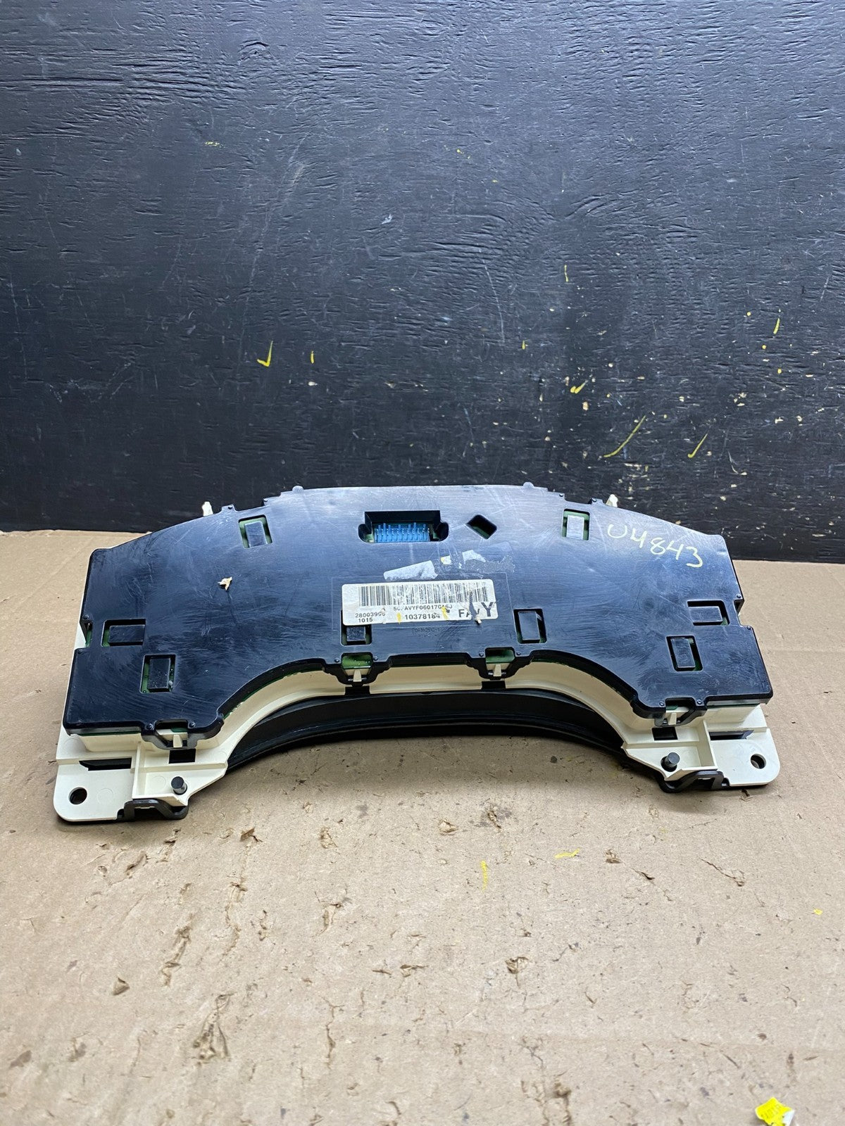 2004 to 2007 Chevrolet Express Speedometer Cluster Gauge u4843 DG5