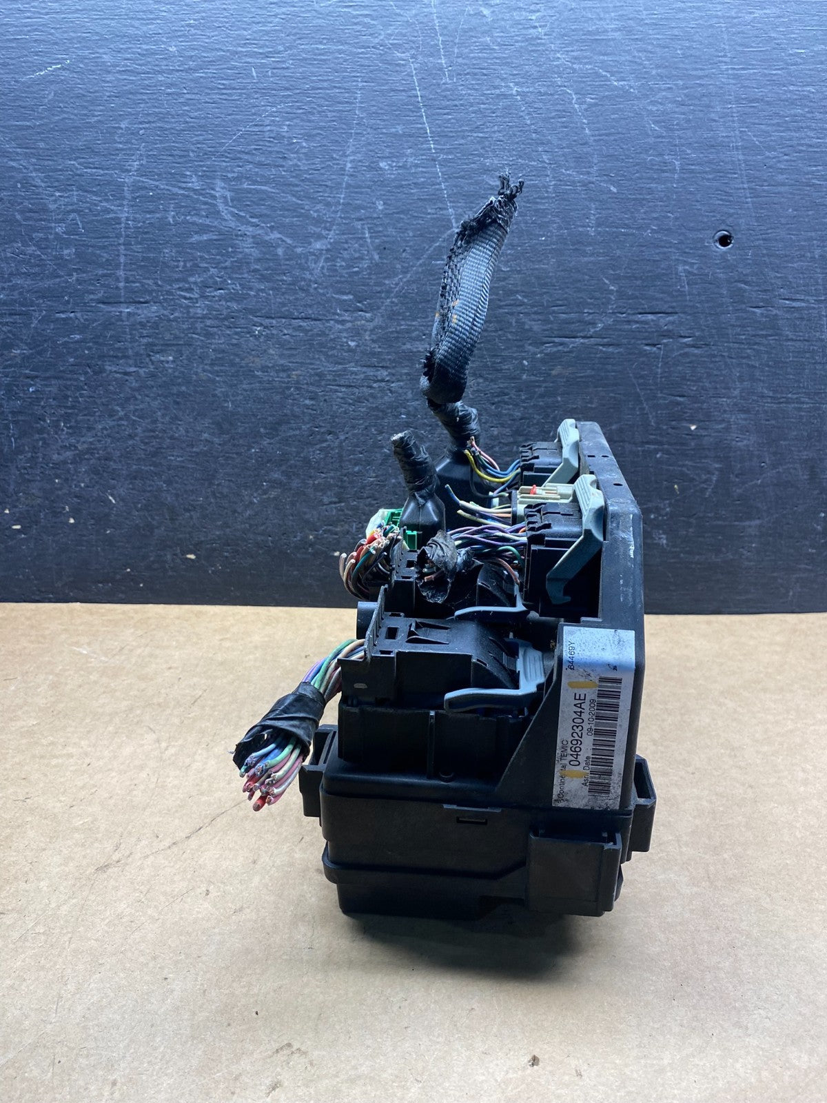 2009 2010 Liberty Nitro TIPM Power Integrated Fuse Box Module ah6992 DG3