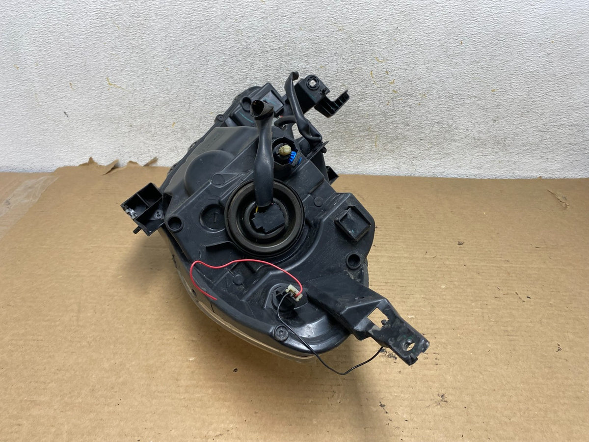 2012 2013 2014 Nissan Versa Note Sedan Headlight Right Passenger Rh AH4053 DW8