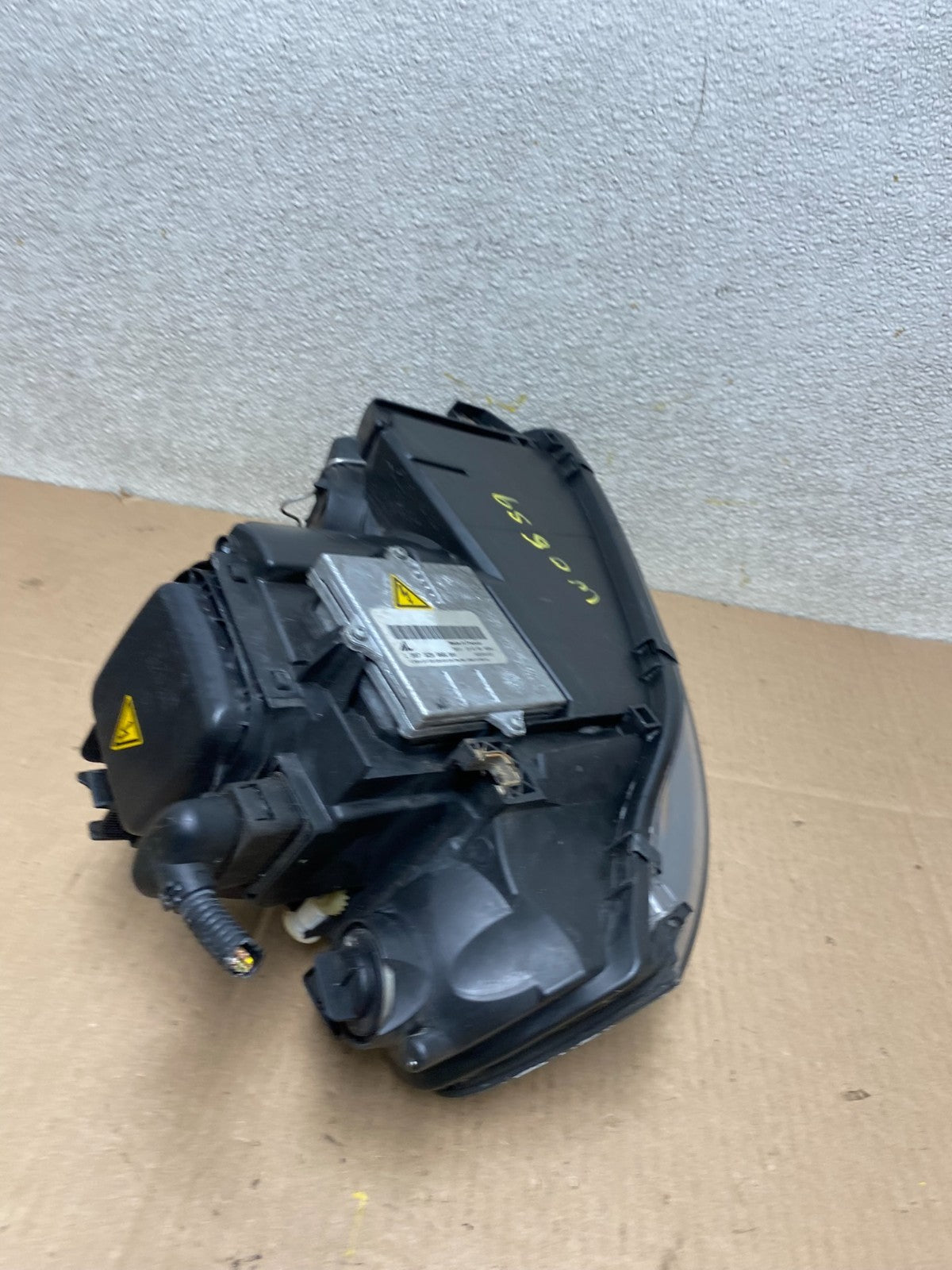 2006 to 2008 Audi A3 Left Driver LH Side Xenon HID Headlight OEM W0659 DW8