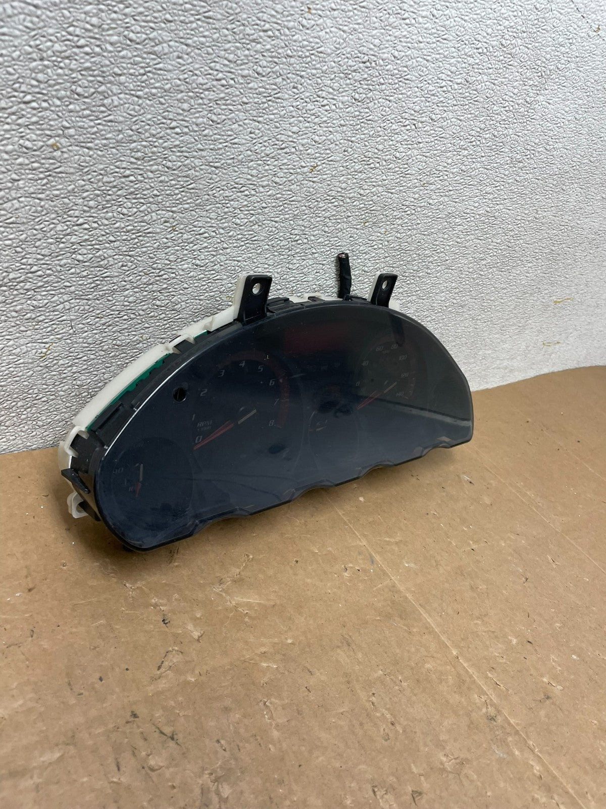 2014 2015 2016 GMC Acadia Speedometer Cluster V5068 DG2