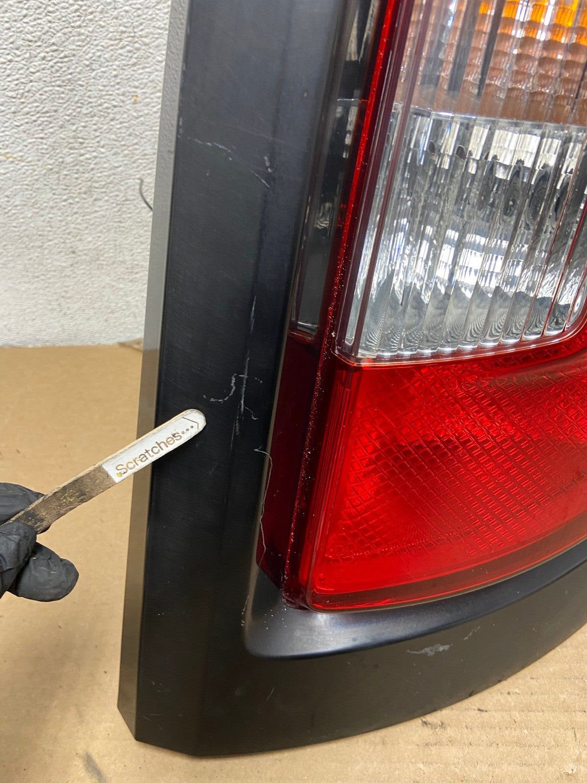2012 to 2013 Kia Soul Right Passenger Rh Side Tail Light AH4223 LK3