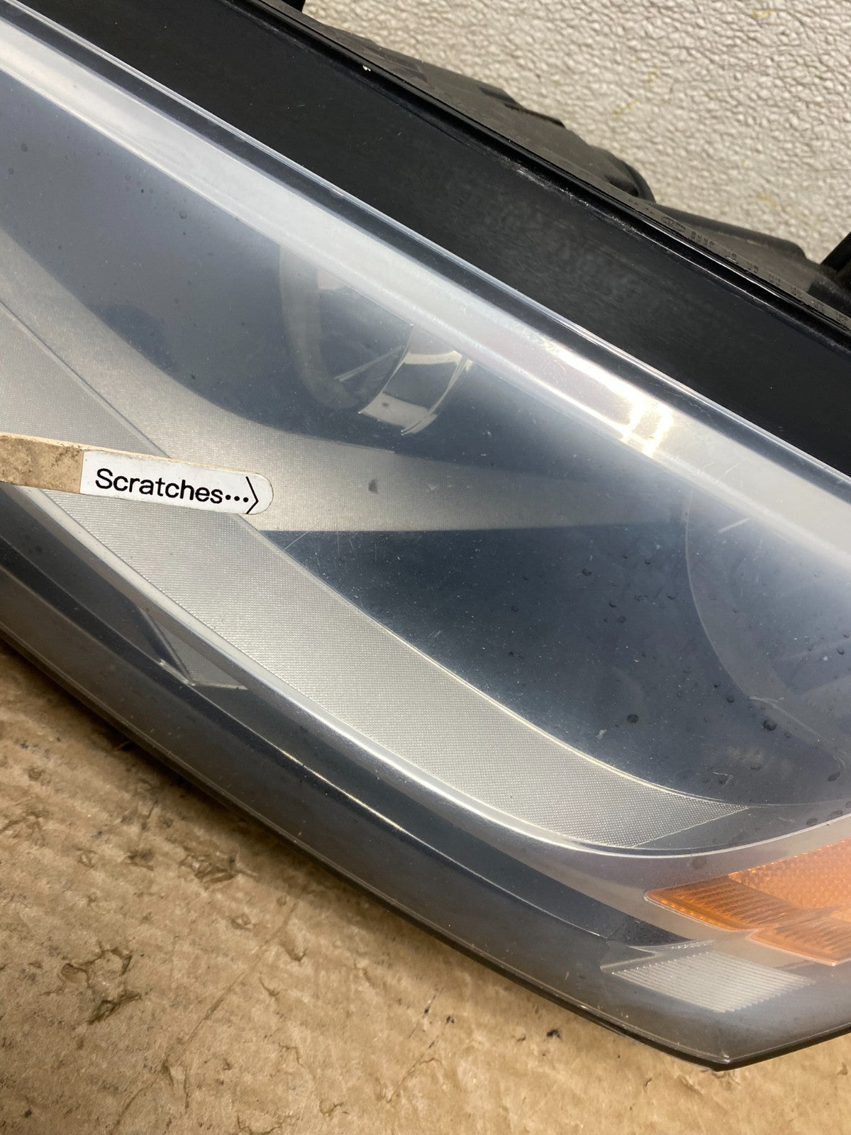 2011 to 2014 Volkswagen Jetta Left Driver LH Headlight Halogen OEM Z3091 DW3