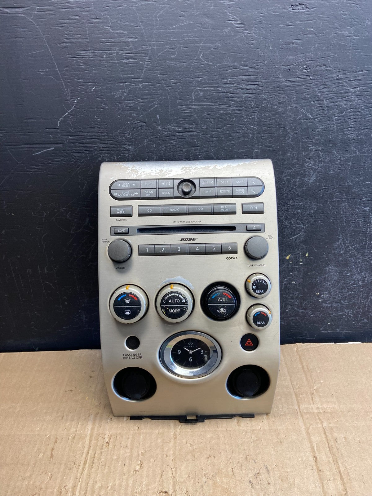 2004 to 2007 Infiniti QX56 Radio Player Climate Control Panel Bezel AE1965 DG0