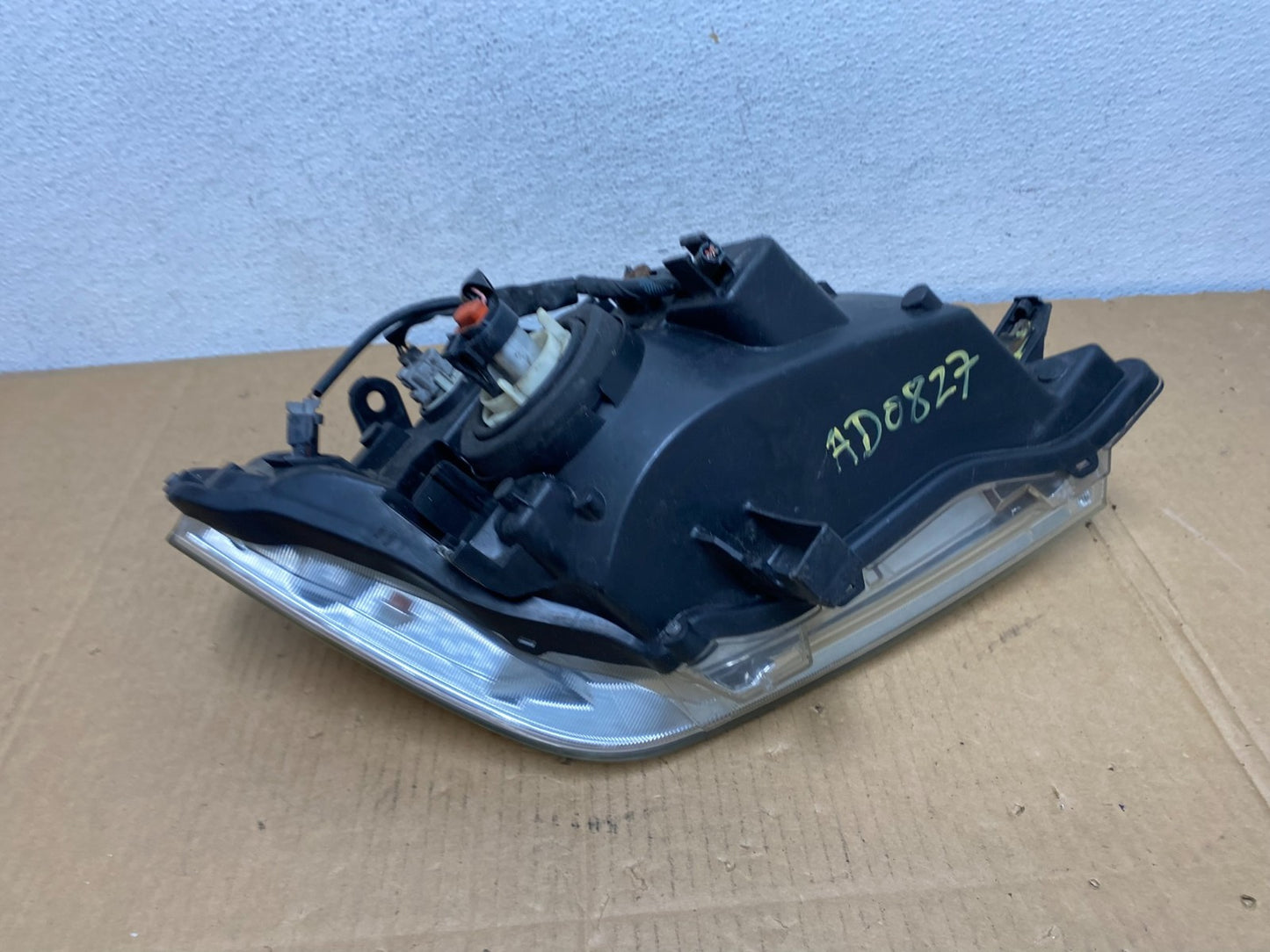 2008 to 2012 Nissan Pathfinder Halogen Headlight Left Driver Lh AD0827 DW6