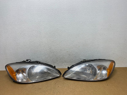 2000 to 2007 Ford Taurus Left+Right Side Halogen Headlights AD4624 DW0