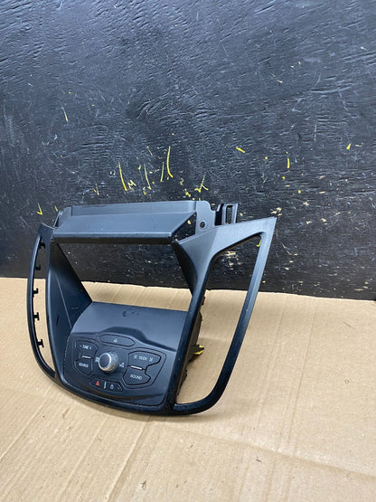 2013 to 2016 Ford Escape Dash Radio Control Panel Bezel cj54-18835 AA4708 DG1