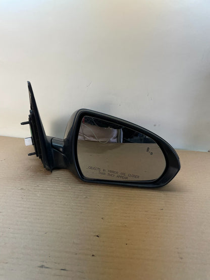 2017-2020 Hyundai Elantra Right Passenger View Blind Spot Door Mirror AH8701 DG7