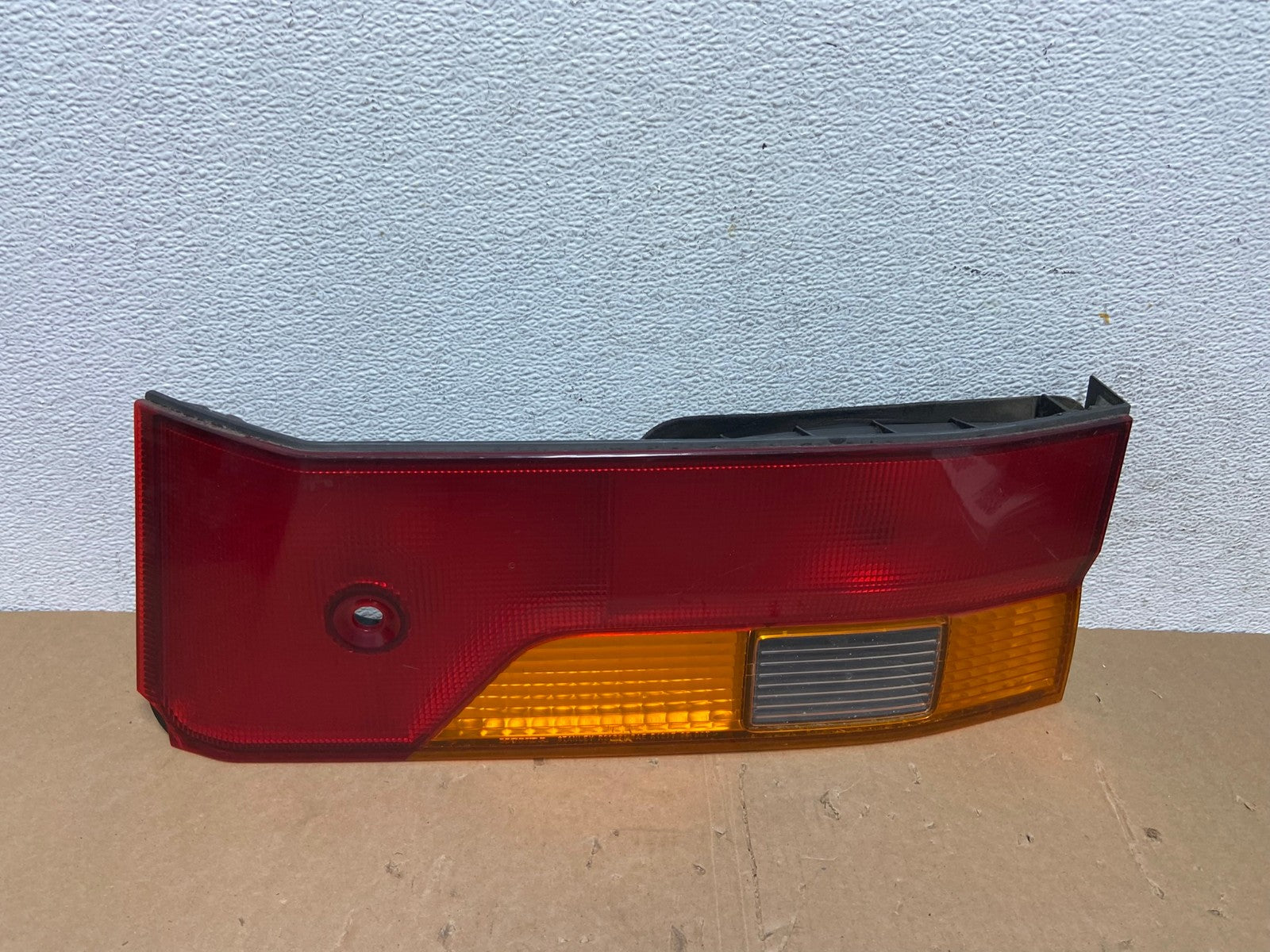 2002-2004 Honda Odyssey Right Passenger RH Side Tail Light Inner AD7914 LK0