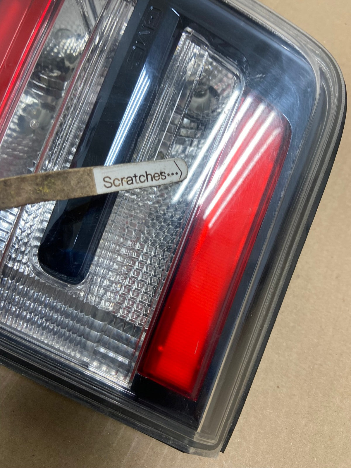 2013 to 2016 GMC Acadia Right Passenger RH Side Inner Tail Light AF5757 LK3