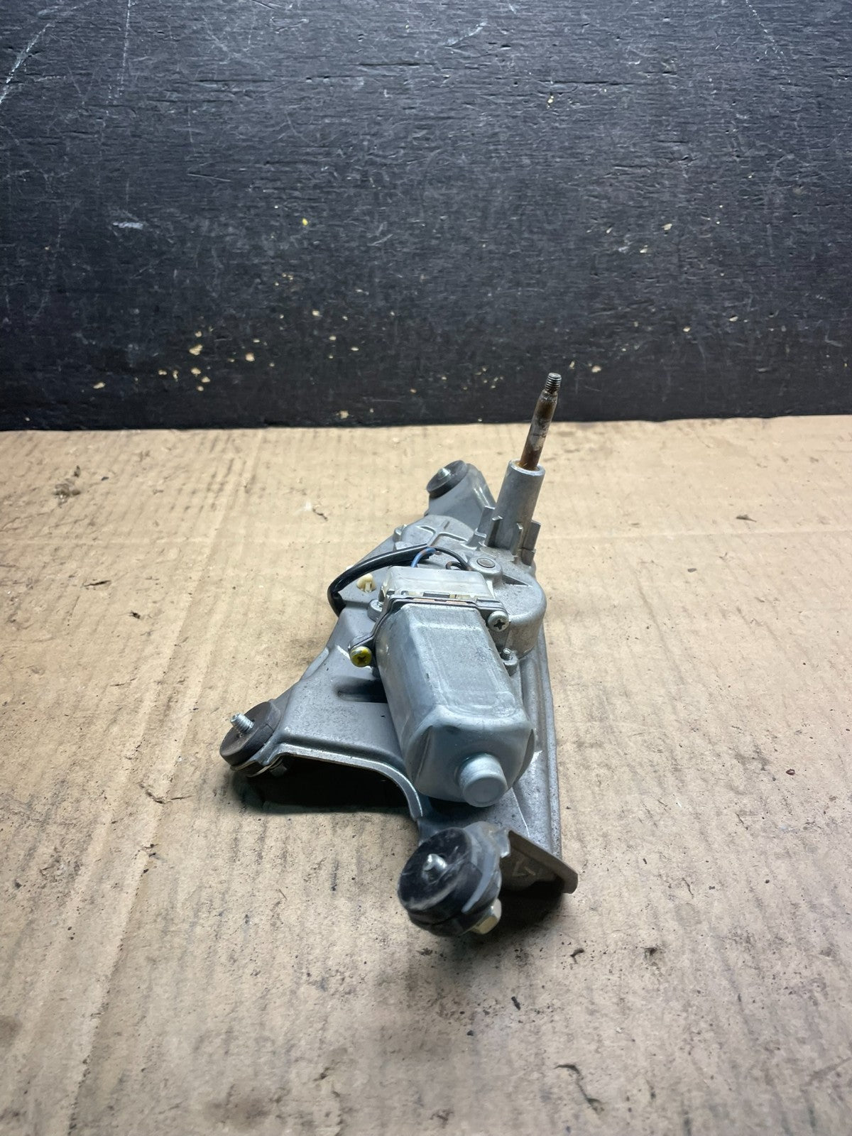 2007 to 2015 Mazda CX-9 CX9 Windshield Rear Wiper Motor w7169 DG4