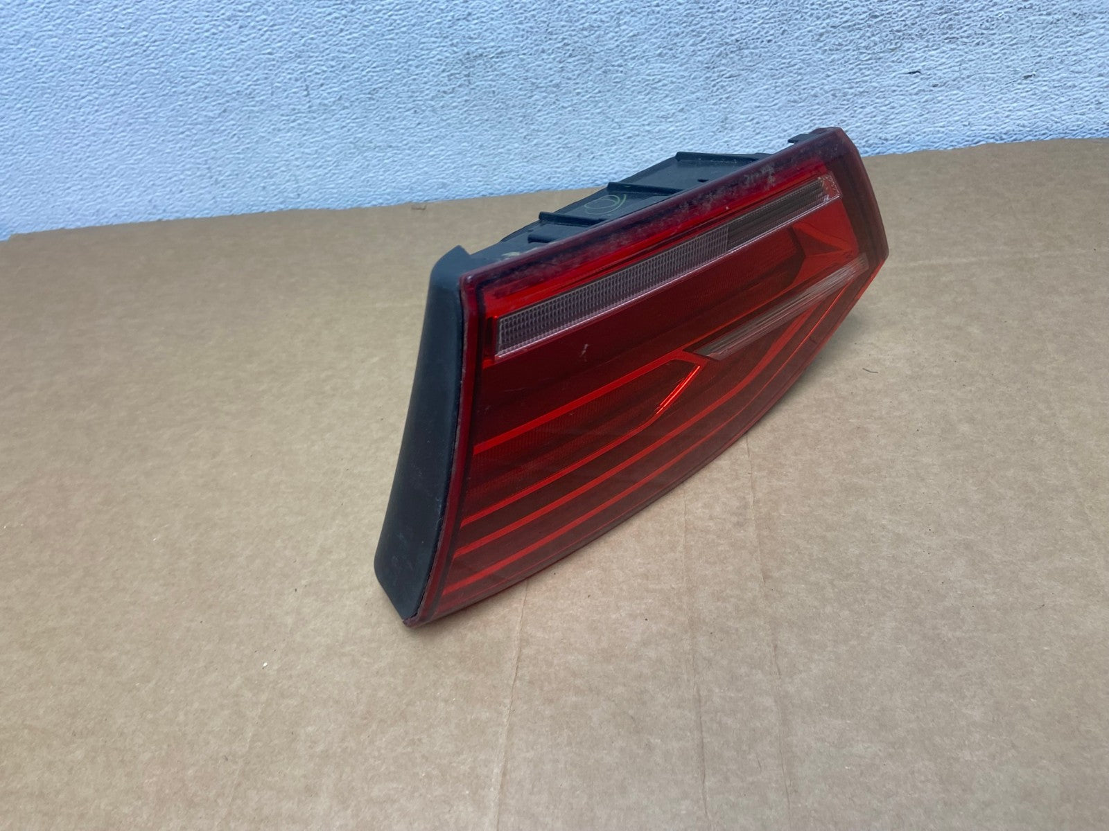 2015-2018 Volkswagen Jetta Hybrid Right Passenger Inner Tail Light AD5270 LK2