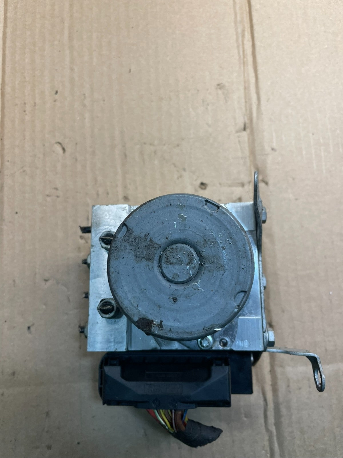 2007 to 2013 BMW 335i ABS Anti-Lock Brake Pump 6768550 OEM X1001 DG5