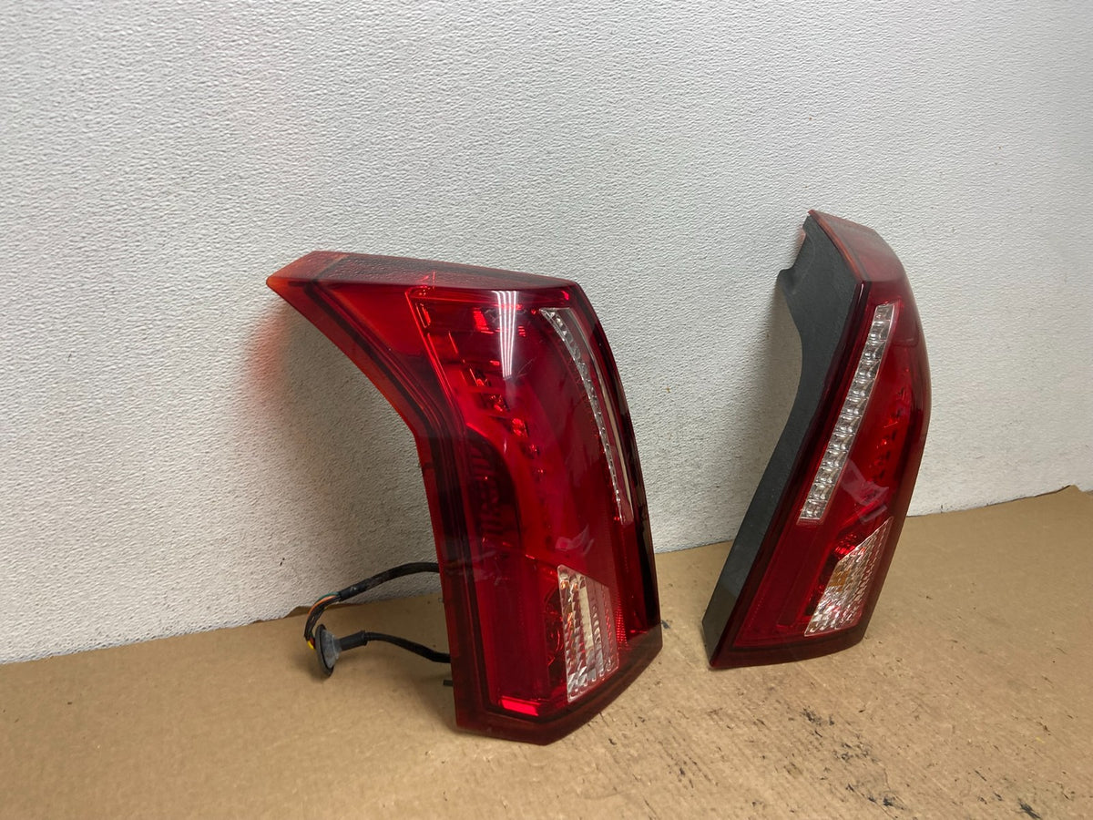 2003 to 2007 Cadillac Cts Left+Right Set Side Spec-D LED Tail Light AG3282 DG2