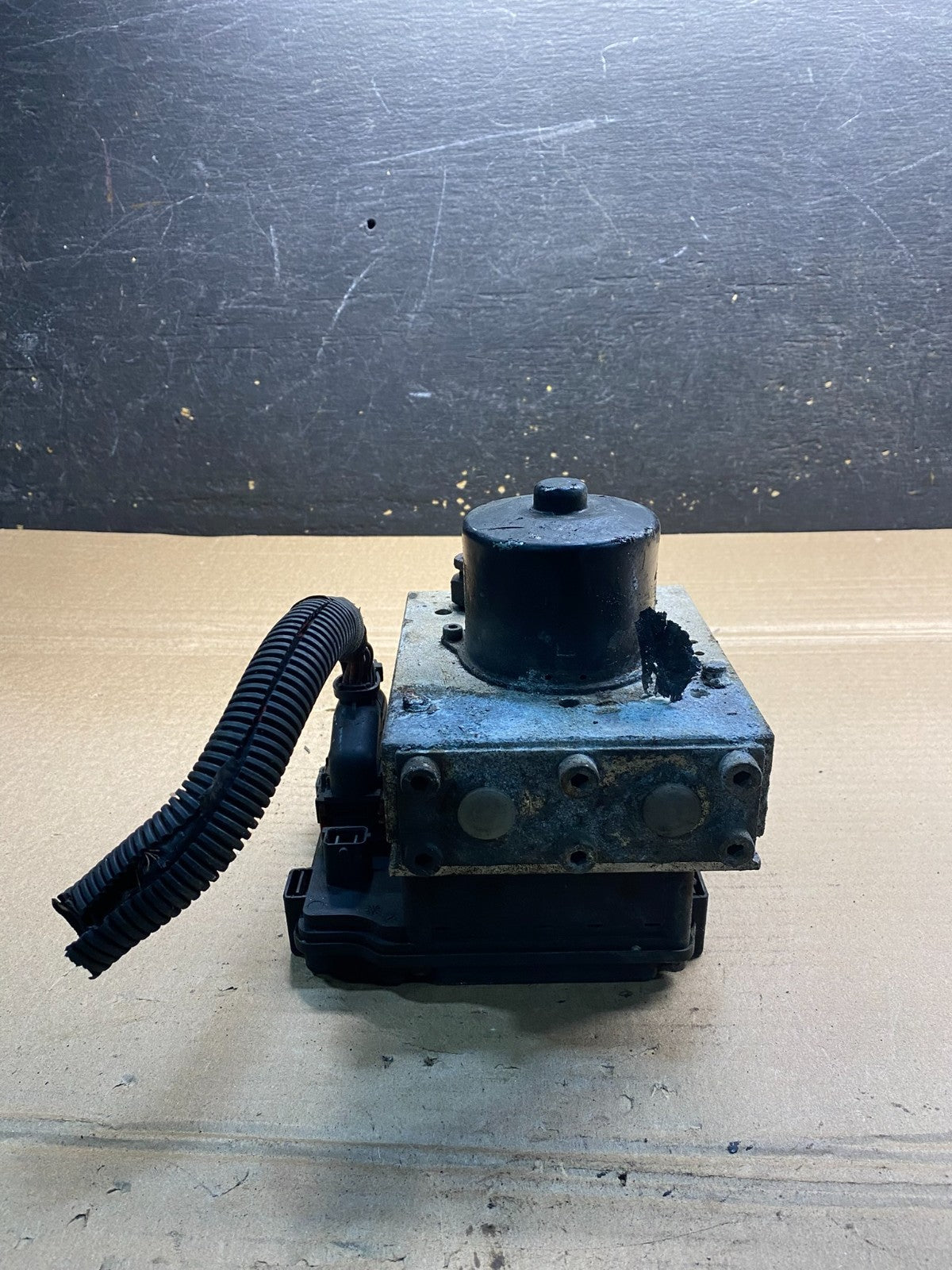 Wabco ABS Hydraulic ABS Pump With Module P/N 4784070720 AA3250 DG5