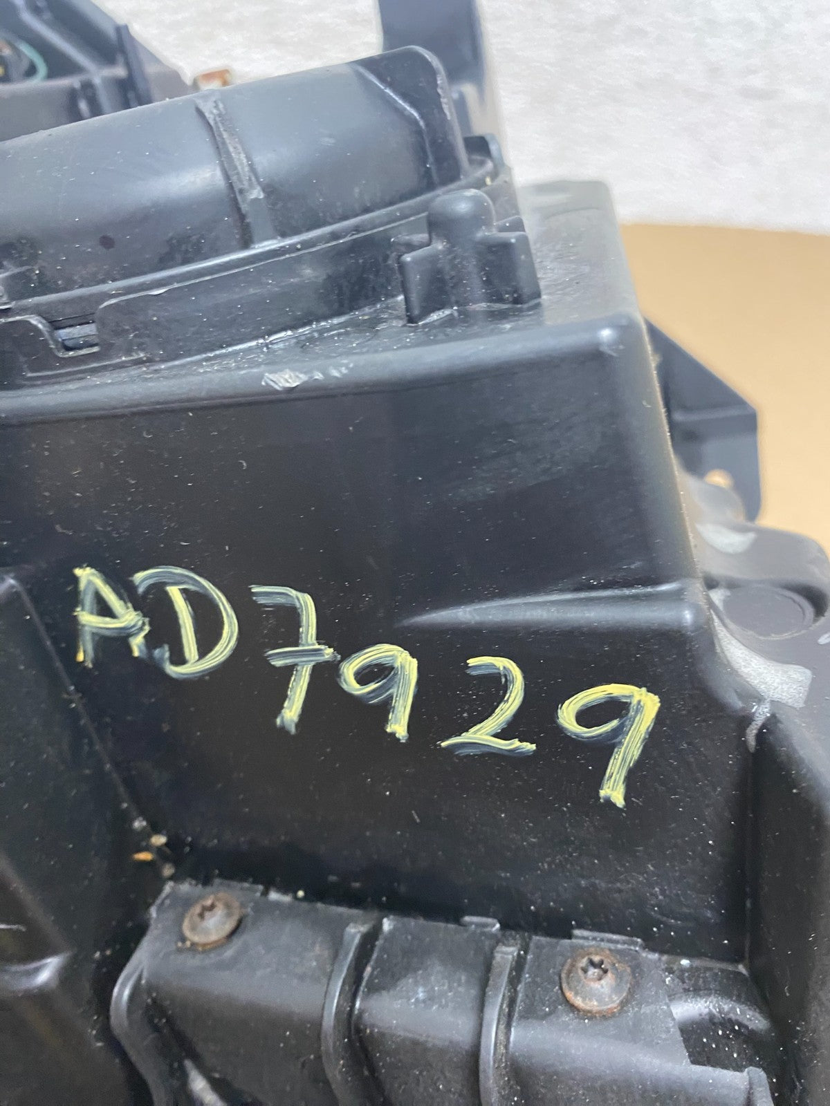 2010-2015 Chevrolet Equinox Halogen Headlight Left Driver LH Side AD7929 DW9