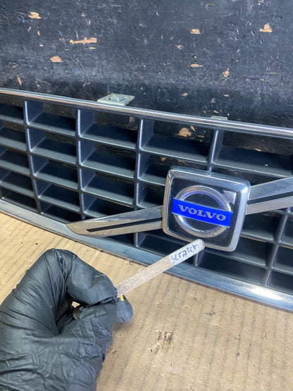 2001 to 2004 Volvo S60 Front Upper Grill Grille Oem R5542 DG4