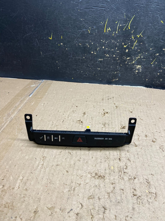 2013 - 2017 GMC Acadia Center Dash Hazard Warning Switch OEM AB5525 DG0