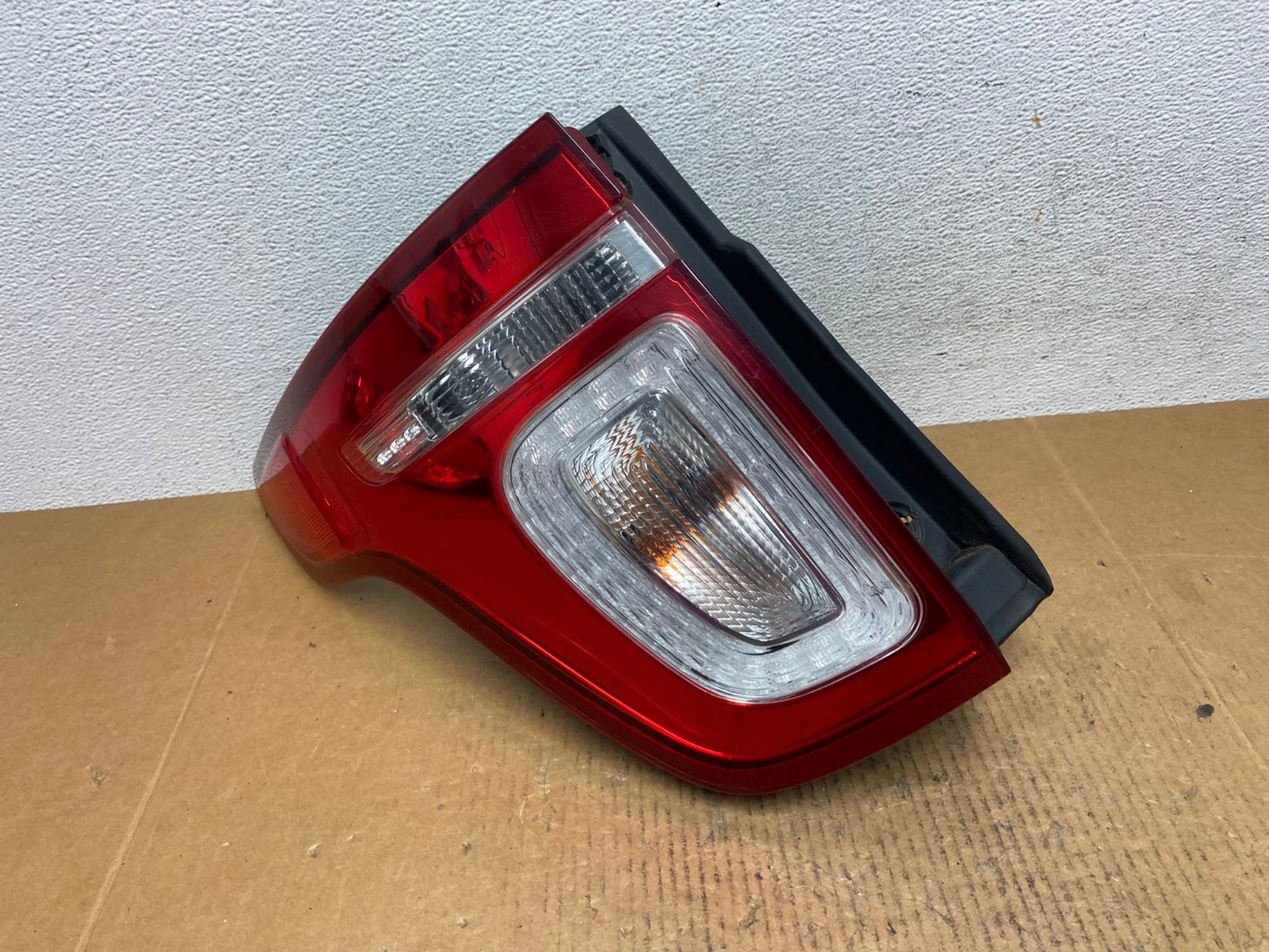 2011 2012 2013 2014 2015 Ford Explorer Left Driver LH Side Tail light AE0397 LK0
