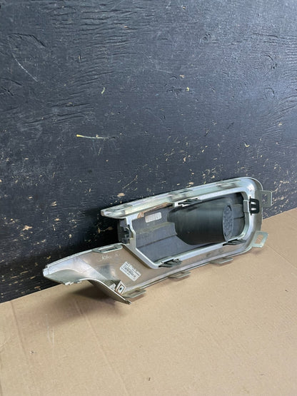 2013 to 2016 GMC Acadia Right Passenger RH Fog Light Bezel Trim z8539 DG6
