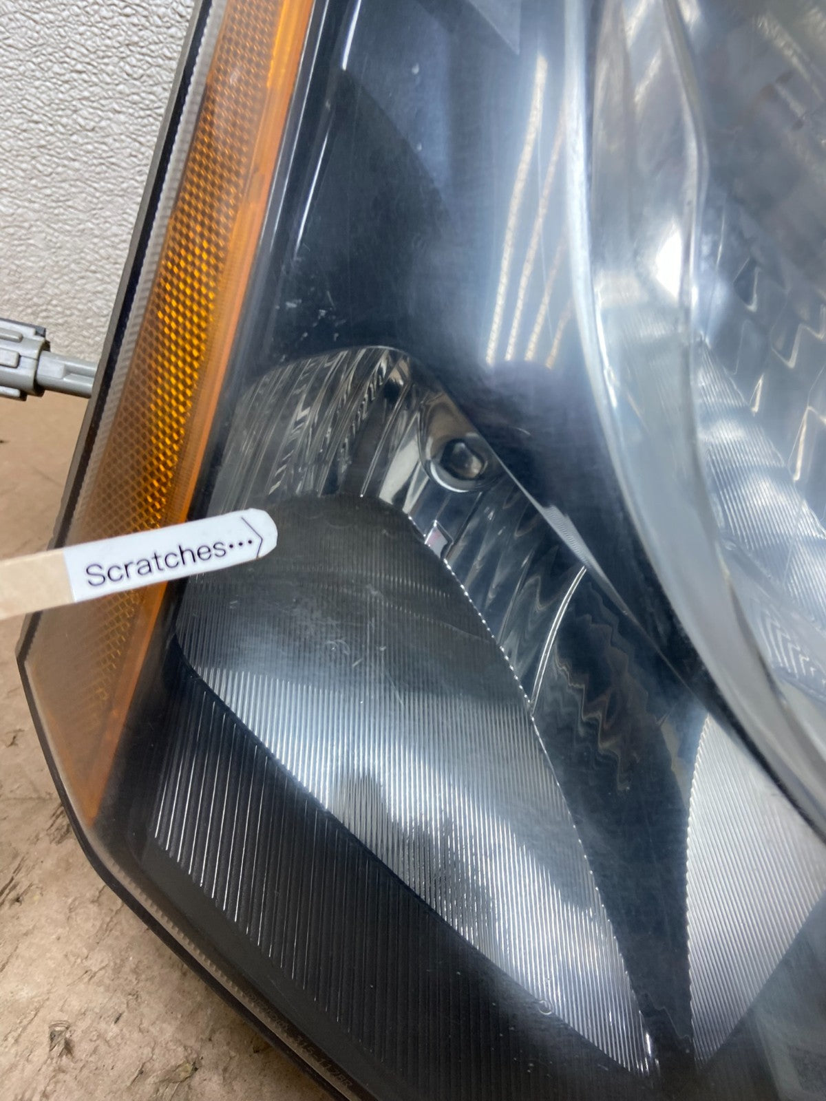 2010 2011 2012 Nissan Sentra Halogen Right Passenger Black Headlight Y0422 GD3