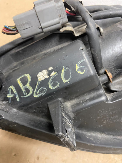 2004 2005 2006 Nissan Maxima Right Passenger Side Headlight Xenon HID AB6606 DW9
